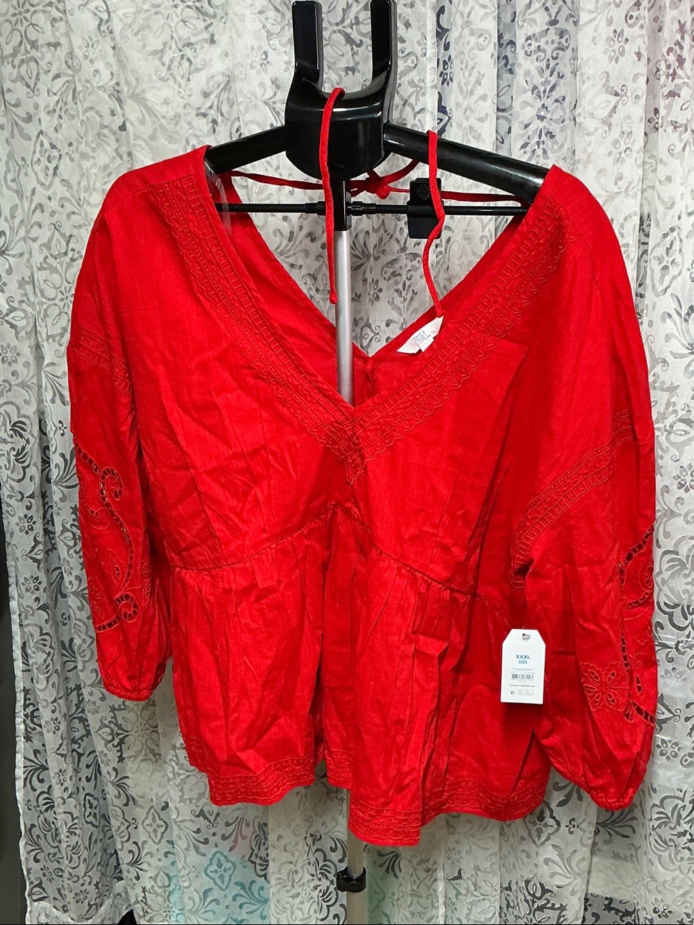 🟤 Time and Tru Red Embroidered Anglaise V-Neck Peasant Blouse